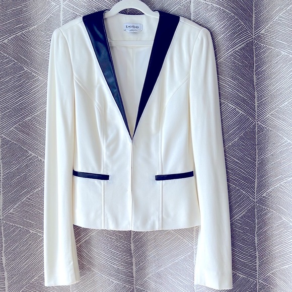 NWOT Bebe Kristie Ponte Jacket White Black Trim Size 0 - Picture 3 of 10